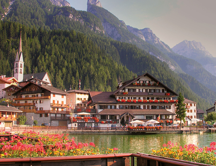 Belleza Escénica de Italia: Dolomitas y Lagos del Norte